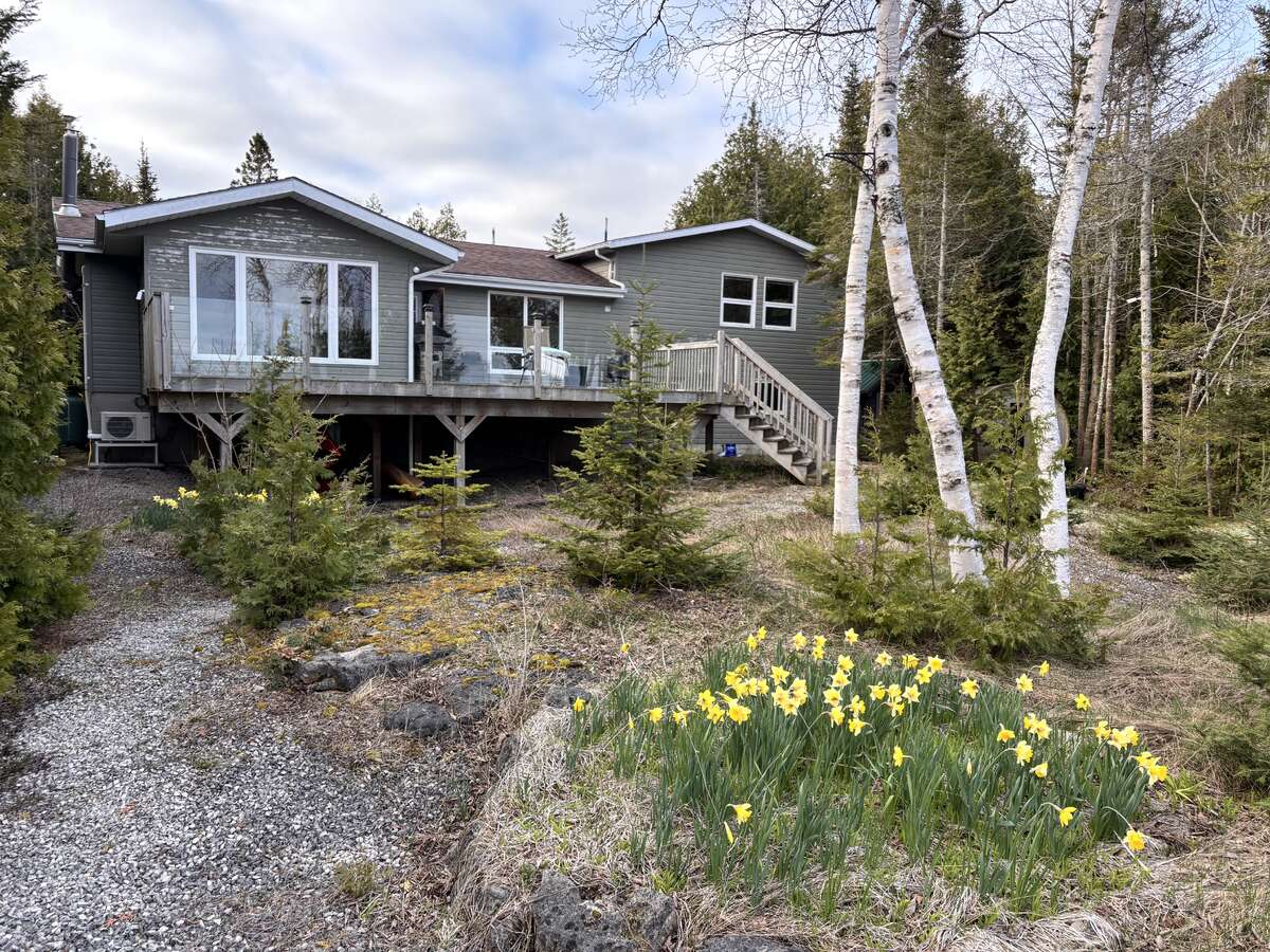62 Zorra Dr