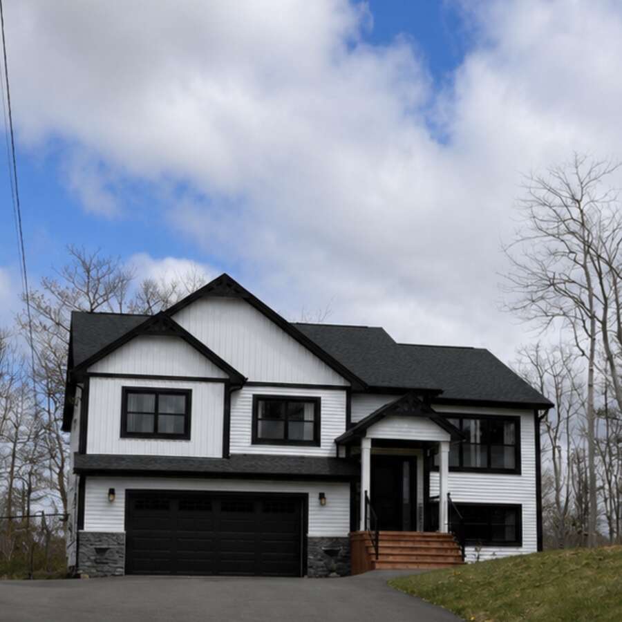 35 Hummingbird Lane